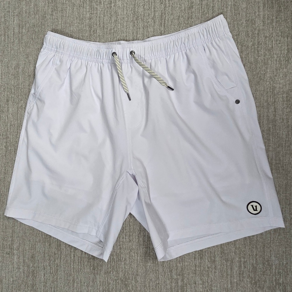 Vuori Kore Shorts Men's White Athletic Yoga Training XXL Drawstring Waist Liner